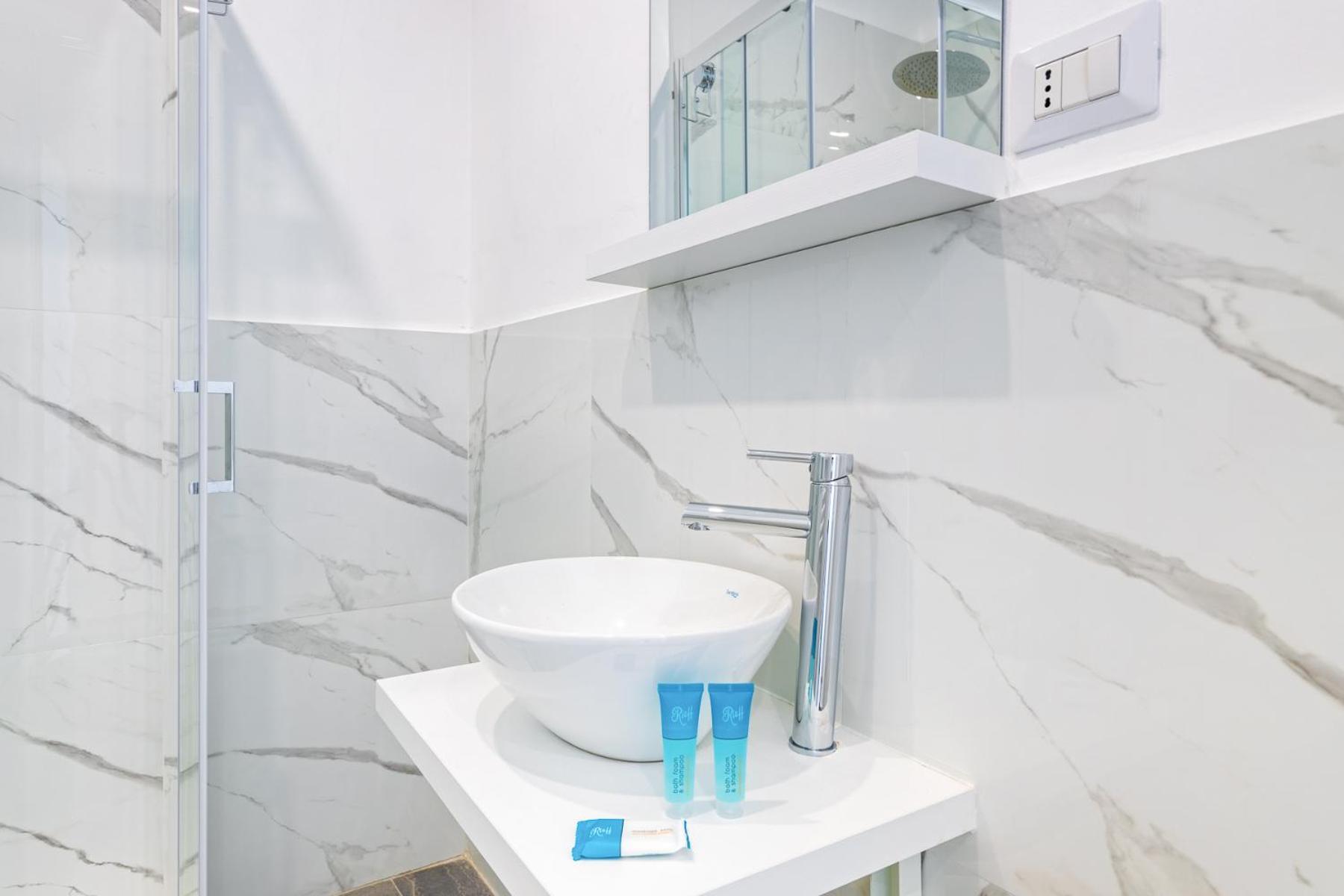 Exclusive Loft Crocetta - 5 Min To Metro Nizza - Free Wi-fi & Ac